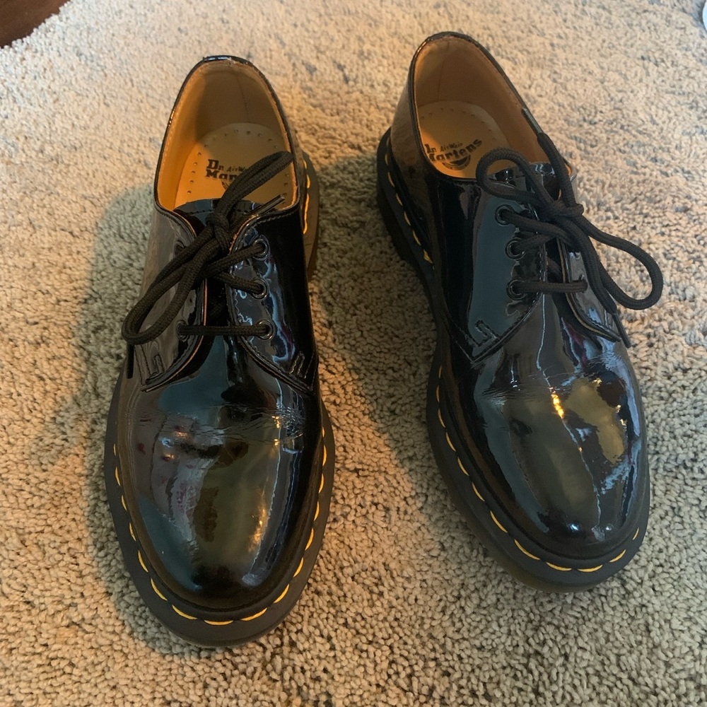 1461 Women’s Patent Leather Oxford Shoes